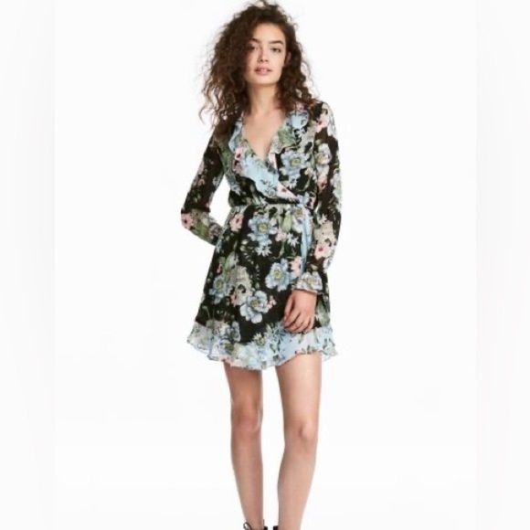 NWT H&M Long Sleeve Wrap Floral/Animal Print Mini Dress Size 12 - Picture 1 of 15
